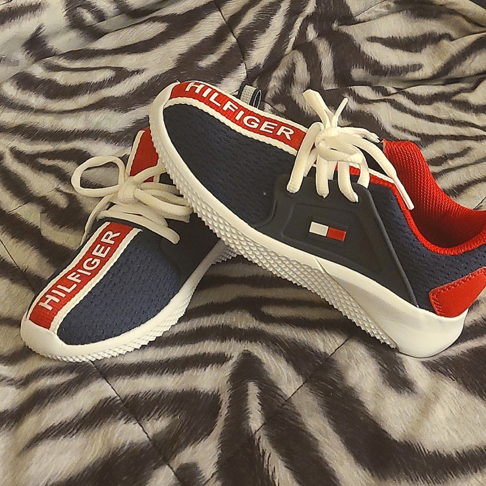 Boys Tommy Hilfiger shoes size 1